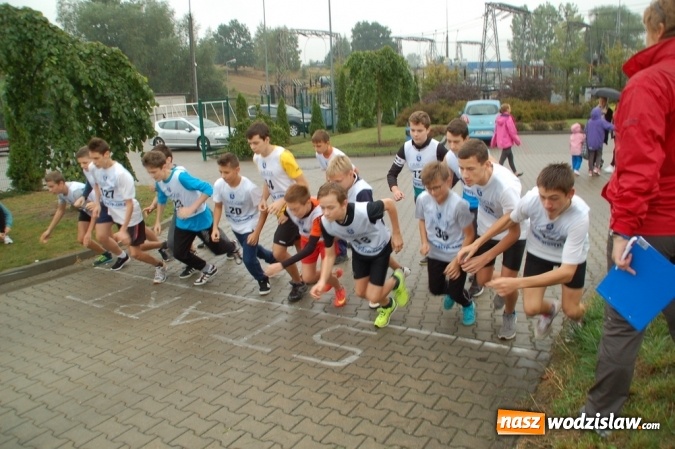 Zdjęcie w galerii na portalu naszwodzislaw.com: Pobiegli po puchar Wójta Gminy Marklowice  wiadomości z regionu