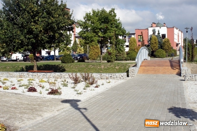 Zdjęcie w galerii na portalu naszwodzislaw.com: Mostek w Parku Aktywnej Rekreacji został wyprofilowany  wiadomości z regionu