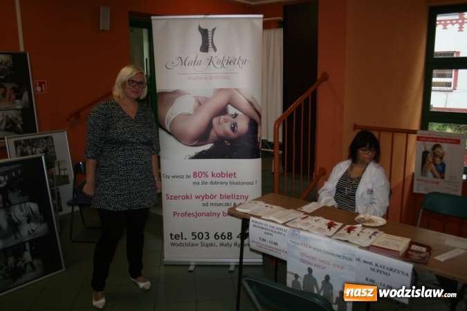 Zdjęcie w galerii na portalu naszwodzislaw.com: Tłumy ludzi odwiedziły X Dni Promocji Zdrowia w Rydułtowach wiadomości z regionu