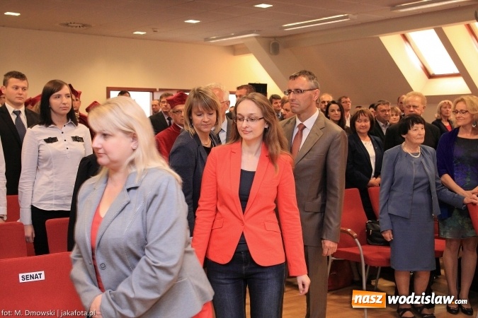 Zdjęcie w galerii na portalu naszwodzislaw.com: Raciborska PWSZ zainaugurowała rok akademicki 2015/2016 na Zamku Piastowskim wiadomości z regionu