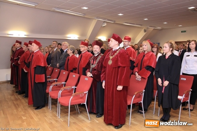 Zdjęcie w galerii na portalu naszwodzislaw.com: Raciborska PWSZ zainaugurowała rok akademicki 2015/2016 na Zamku Piastowskim wiadomości z regionu