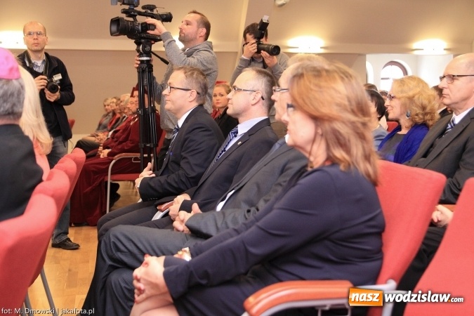 Zdjęcie w galerii na portalu naszwodzislaw.com: Raciborska PWSZ zainaugurowała rok akademicki 2015/2016 na Zamku Piastowskim wiadomości z regionu