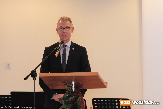 Zdjęcie w galerii na portalu naszwodzislaw.com: Raciborska PWSZ zainaugurowała rok akademicki 2015/2016 na Zamku Piastowskim wiadomości z regionu