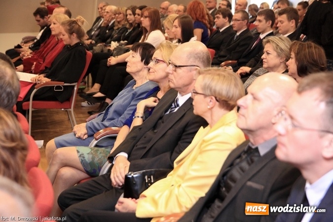 Zdjęcie w galerii na portalu naszwodzislaw.com: Raciborska PWSZ zainaugurowała rok akademicki 2015/2016 na Zamku Piastowskim wiadomości z regionu