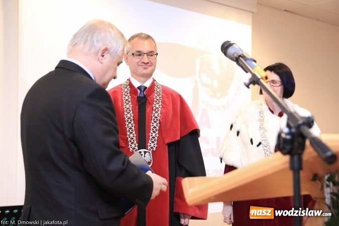 Zdjęcie w galerii na portalu naszwodzislaw.com: Raciborska PWSZ zainaugurowała rok akademicki 2015/2016 na Zamku Piastowskim wiadomości z regionu