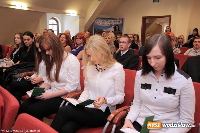 Zdjęcie w galerii na portalu naszwodzislaw.com: Raciborska PWSZ zainaugurowała rok akademicki 2015/2016 na Zamku Piastowskim wiadomości z regionu