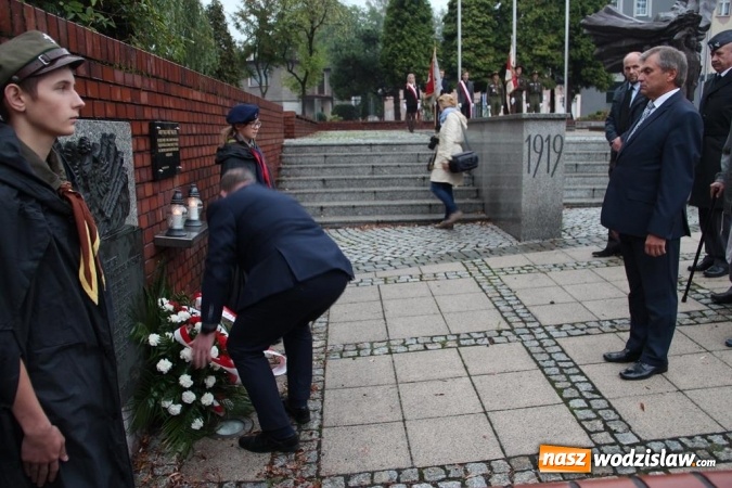 Zdjęcie w galerii na portalu naszwodzislaw.com: Uczcili pamięć o Polskim Państwie Podziemnym wiadomości z regionu