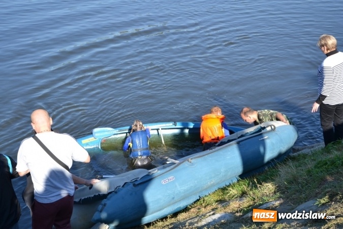 Zdjęcie w galerii na portalu naszwodzislaw.com: Kajaki i pontony do hangarów, czyli finał wodniackiego sezonu na górnej Odrze wiadomości z regionu