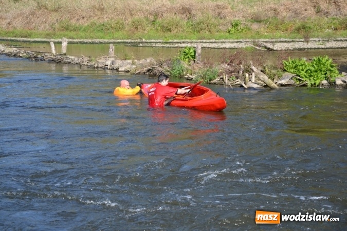 Zdjęcie w galerii na portalu naszwodzislaw.com: Kajaki i pontony do hangarów, czyli finał wodniackiego sezonu na górnej Odrze wiadomości z regionu
