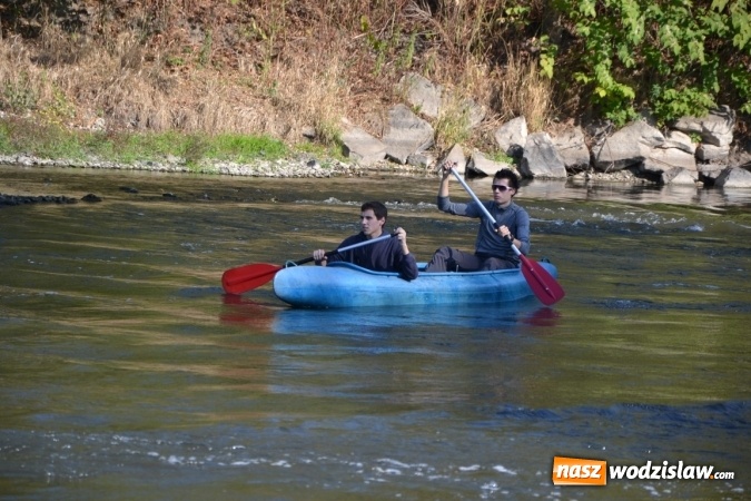 Zdjęcie w galerii na portalu naszwodzislaw.com: Kajaki i pontony do hangarów, czyli finał wodniackiego sezonu na górnej Odrze wiadomości z regionu