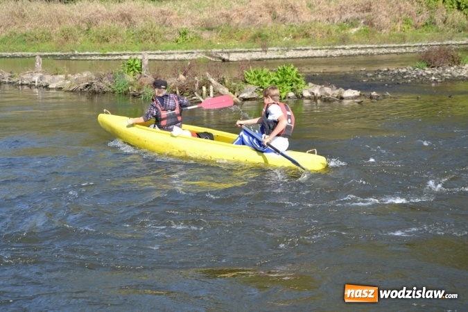 Zdjęcie w galerii na portalu naszwodzislaw.com: Kajaki i pontony do hangarów, czyli finał wodniackiego sezonu na górnej Odrze wiadomości z regionu