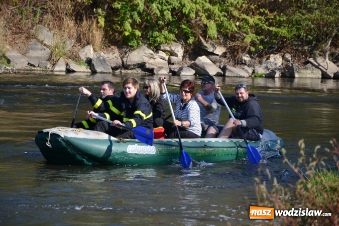 Zdjęcie w galerii na portalu naszwodzislaw.com: Kajaki i pontony do hangarów, czyli finał wodniackiego sezonu na górnej Odrze wiadomości z regionu