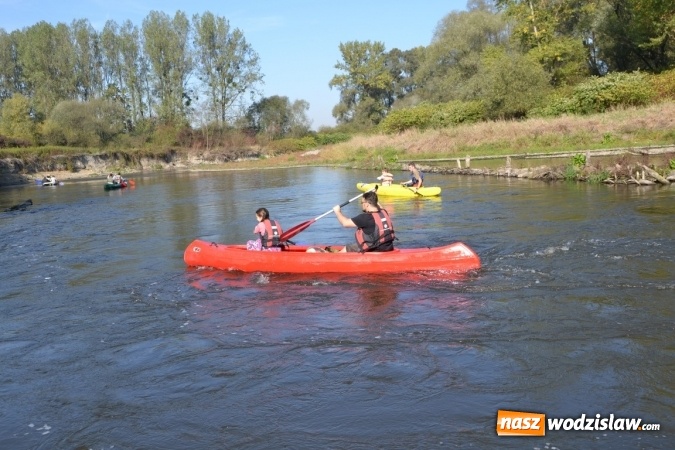 Zdjęcie w galerii na portalu naszwodzislaw.com: Kajaki i pontony do hangarów, czyli finał wodniackiego sezonu na górnej Odrze wiadomości z regionu