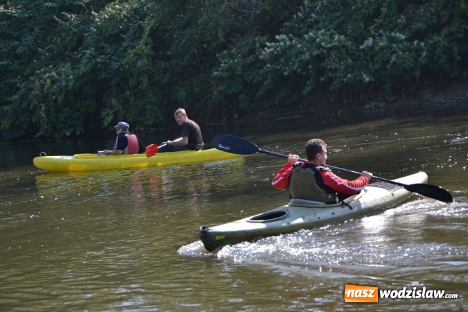 Zdjęcie w galerii na portalu naszwodzislaw.com: Kajaki i pontony do hangarów, czyli finał wodniackiego sezonu na górnej Odrze wiadomości z regionu