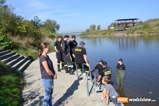 Zdjęcie w galerii na portalu naszwodzislaw.com: Kajaki i pontony do hangarów, czyli finał wodniackiego sezonu na górnej Odrze wiadomości z regionu