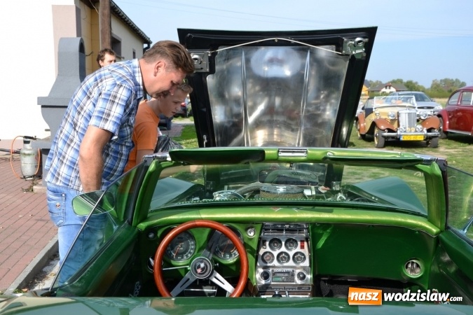Zdjęcie w galerii na portalu naszwodzislaw.com: Oldtimery z całego regionu zjechały do Zabełkowa wiadomości z regionu