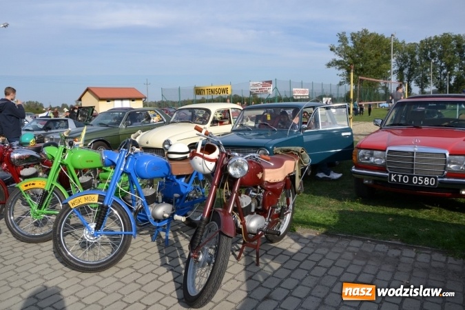 Zdjęcie w galerii na portalu naszwodzislaw.com: Oldtimery z całego regionu zjechały do Zabełkowa wiadomości z regionu