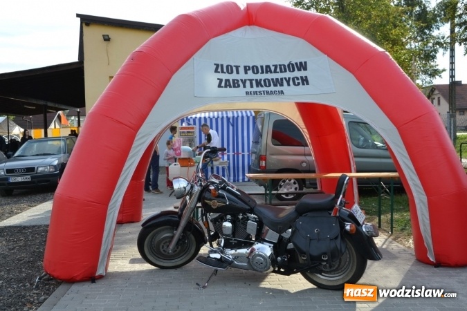 Zdjęcie w galerii na portalu naszwodzislaw.com: Oldtimery z całego regionu zjechały do Zabełkowa wiadomości z regionu