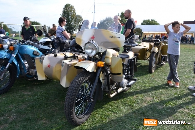 Zdjęcie w galerii na portalu naszwodzislaw.com: Oldtimery z całego regionu zjechały do Zabełkowa wiadomości z regionu