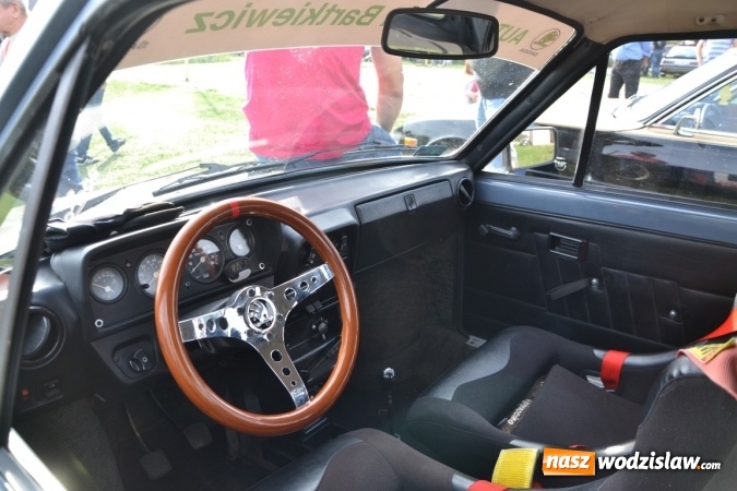 Zdjęcie w galerii na portalu naszwodzislaw.com: Oldtimery z całego regionu zjechały do Zabełkowa wiadomości z regionu