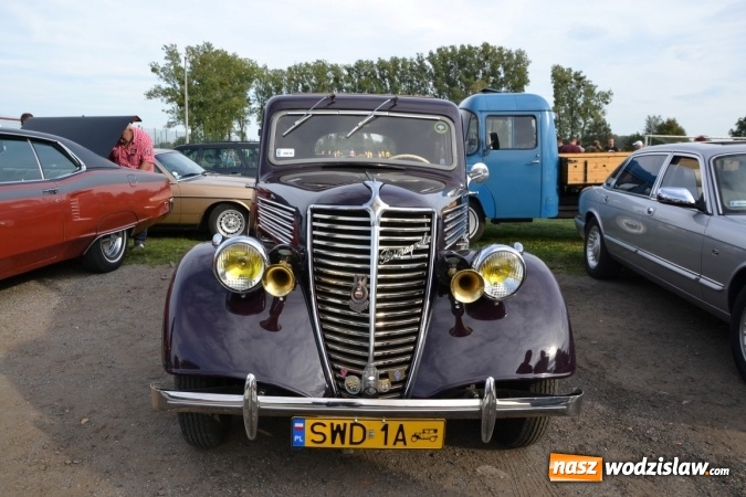 Zdjęcie w galerii na portalu naszwodzislaw.com: Oldtimery z całego regionu zjechały do Zabełkowa wiadomości z regionu