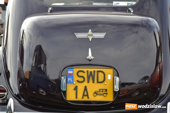 Zdjęcie w galerii na portalu naszwodzislaw.com: Oldtimery z całego regionu zjechały do Zabełkowa wiadomości z regionu