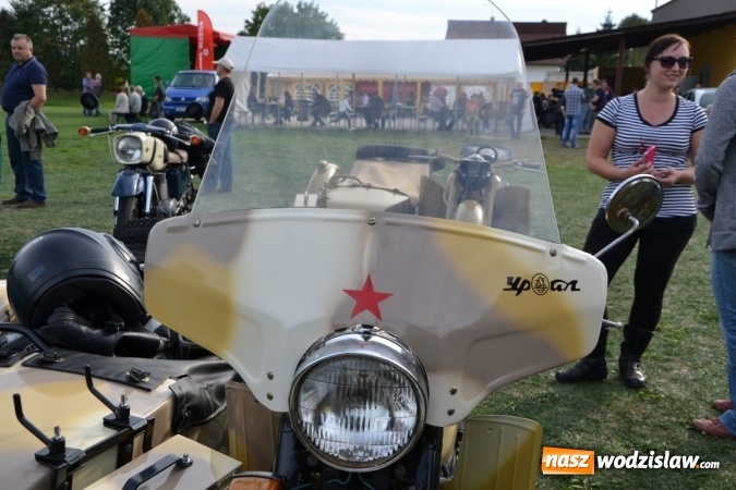 Zdjęcie w galerii na portalu naszwodzislaw.com: Oldtimery z całego regionu zjechały do Zabełkowa wiadomości z regionu