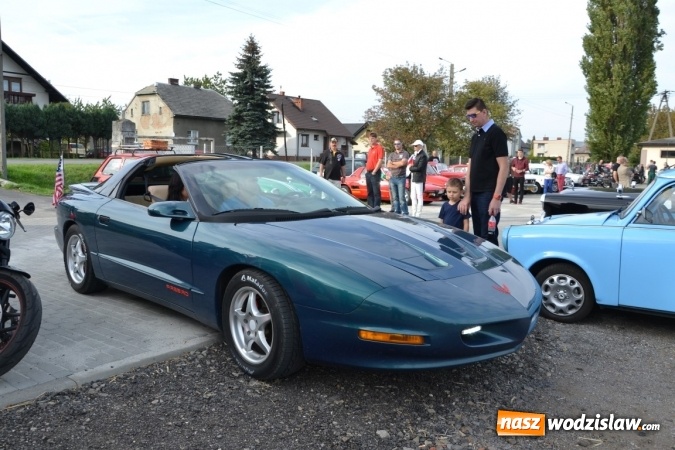 Zdjęcie w galerii na portalu naszwodzislaw.com: Oldtimery z całego regionu zjechały do Zabełkowa wiadomości z regionu