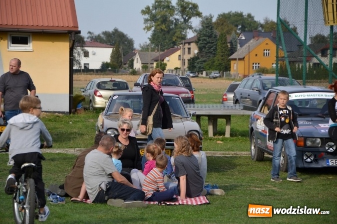 Zdjęcie w galerii na portalu naszwodzislaw.com: Oldtimery z całego regionu zjechały do Zabełkowa wiadomości z regionu