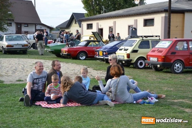 Zdjęcie w galerii na portalu naszwodzislaw.com: Oldtimery z całego regionu zjechały do Zabełkowa wiadomości z regionu