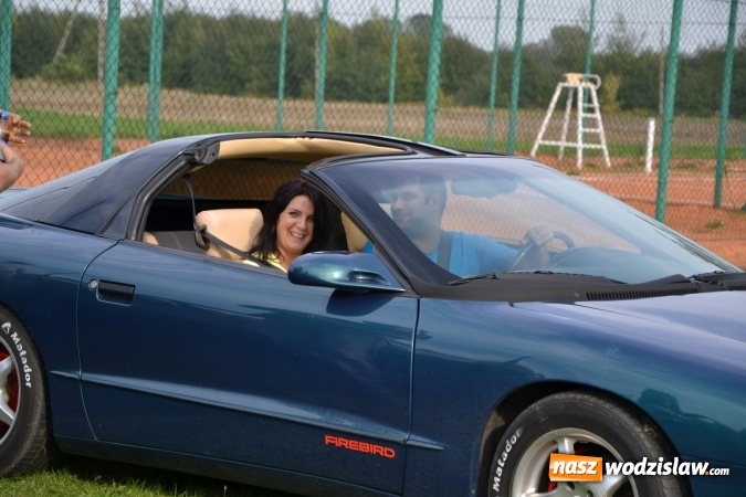 Zdjęcie w galerii na portalu naszwodzislaw.com: Oldtimery z całego regionu zjechały do Zabełkowa wiadomości z regionu