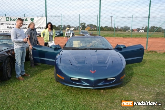 Zdjęcie w galerii na portalu naszwodzislaw.com: Oldtimery z całego regionu zjechały do Zabełkowa wiadomości z regionu