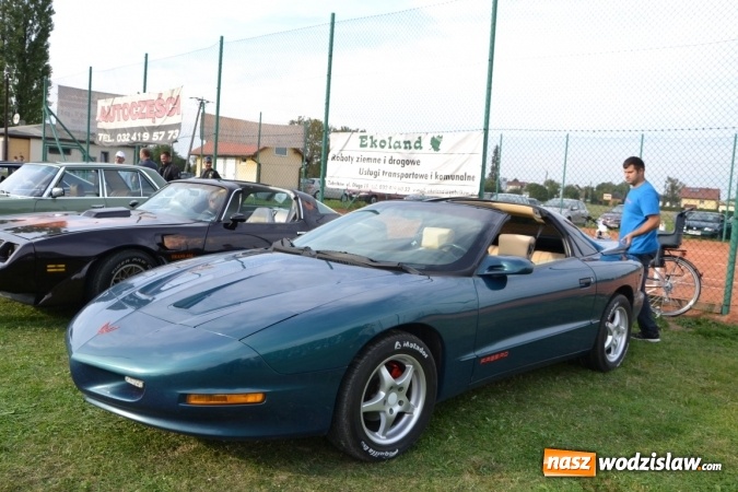 Zdjęcie w galerii na portalu naszwodzislaw.com: Oldtimery z całego regionu zjechały do Zabełkowa wiadomości z regionu