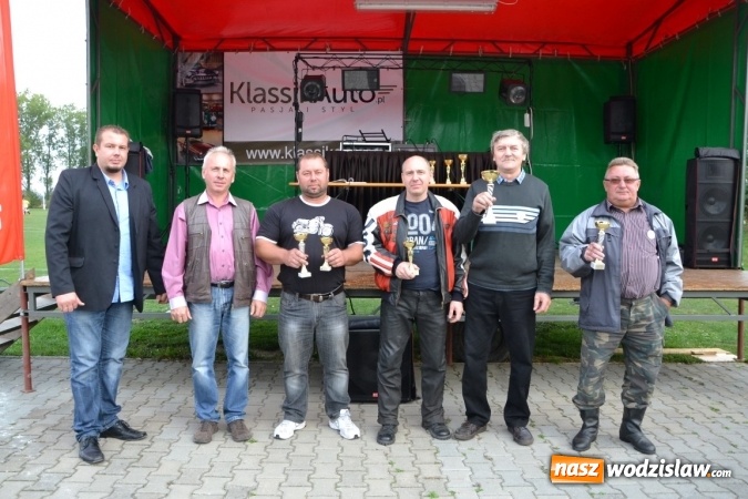 Zdjęcie w galerii na portalu naszwodzislaw.com: Oldtimery z całego regionu zjechały do Zabełkowa wiadomości z regionu