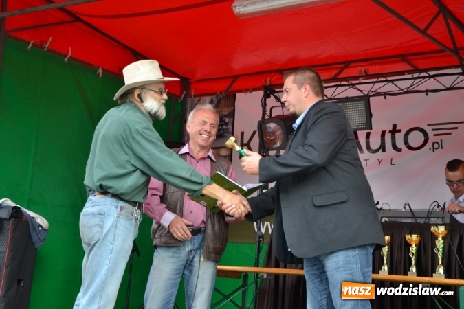 Zdjęcie w galerii na portalu naszwodzislaw.com: Oldtimery z całego regionu zjechały do Zabełkowa wiadomości z regionu