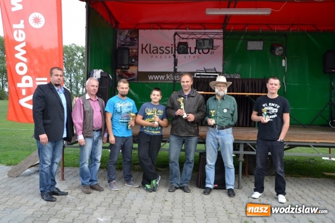 Zdjęcie w galerii na portalu naszwodzislaw.com: Oldtimery z całego regionu zjechały do Zabełkowa wiadomości z regionu