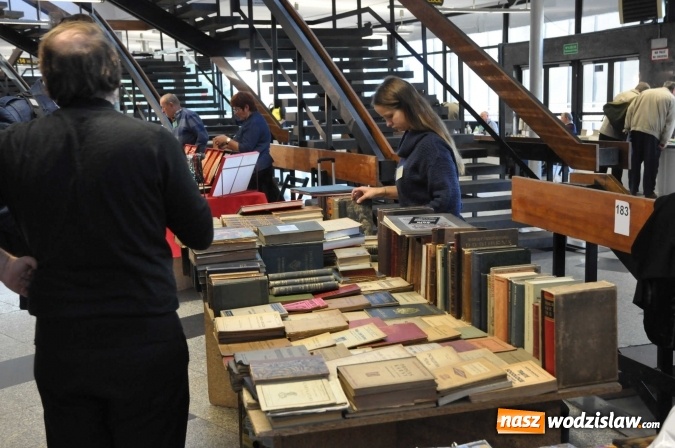 Zdjęcie w galerii na portalu naszwodzislaw.com: XVII Śląska Giełda Kolekcjonerów. 250 wystawców w Spodku wiadomości z regionu