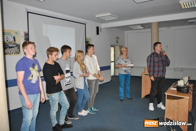 Zdjęcie w galerii na portalu naszwodzislaw.com: Studentki z Tajlandii i Gruzji w Zespole Szkół Technicznych w Wodzisławiu Śląskim wiadomości z regionu