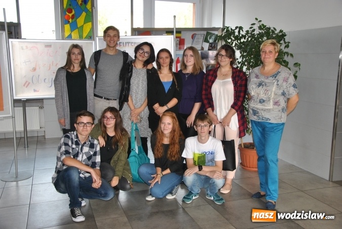 Zdjęcie w galerii na portalu naszwodzislaw.com: Studentki z Tajlandii i Gruzji w Zespole Szkół Technicznych w Wodzisławiu Śląskim wiadomości z regionu