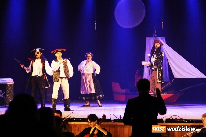 Zdjęcie w galerii na portalu naszwodzislaw.com: Piraci opanowali Wodzisławskie Centrum Kultury wiadomości z regionu