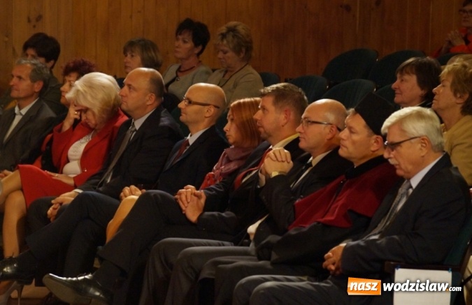 Zdjęcie w galerii na portalu naszwodzislaw.com: Wodzisławski Uniwersytet Trzeciego Wieku oficjalnie rozpoczął nowy rok akademicki  wiadomości z regionu