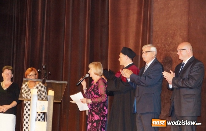Zdjęcie w galerii na portalu naszwodzislaw.com: Wodzisławski Uniwersytet Trzeciego Wieku oficjalnie rozpoczął nowy rok akademicki  wiadomości z regionu