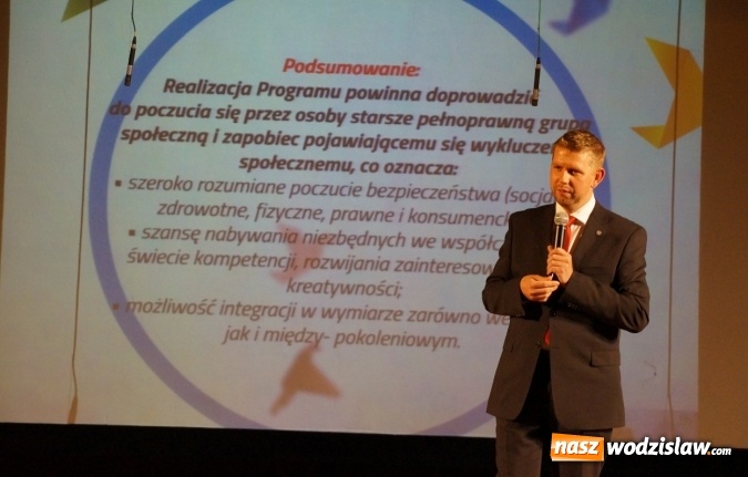 Zdjęcie w galerii na portalu naszwodzislaw.com: Wodzisławski Uniwersytet Trzeciego Wieku oficjalnie rozpoczął nowy rok akademicki  wiadomości z regionu