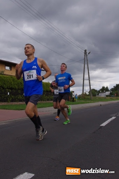 Zdjęcie w galerii na portalu naszwodzislaw.com: Zawodnicy wodzisławskiej Formy uczestniczyli w XXIII Międzynarodowym Biegu Ulicznym w Knurowie  wiadomości z regionu