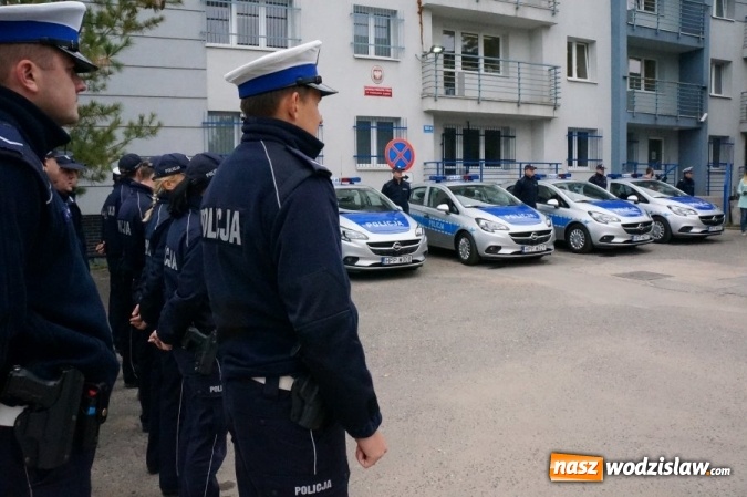 Zdjęcie w galerii na portalu naszwodzislaw.com: Sześć nowych radiowoz&oacute;w w wodzisławskiej komendzie wiadomości z regionu