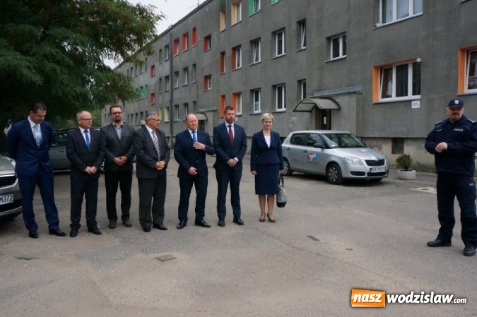Zdjęcie w galerii na portalu naszwodzislaw.com: Sześć nowych radiowoz&oacute;w w wodzisławskiej komendzie wiadomości z regionu