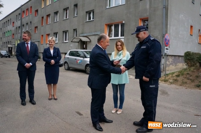 Zdjęcie w galerii na portalu naszwodzislaw.com: Sześć nowych radiowoz&oacute;w w wodzisławskiej komendzie wiadomości z regionu