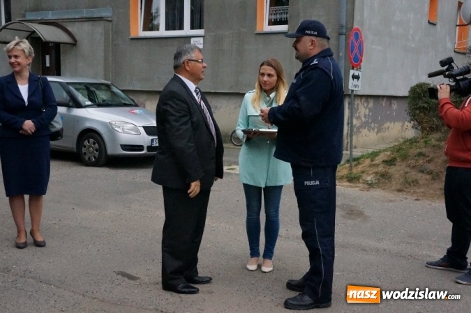 Zdjęcie w galerii na portalu naszwodzislaw.com: Sześć nowych radiowoz&oacute;w w wodzisławskiej komendzie wiadomości z regionu