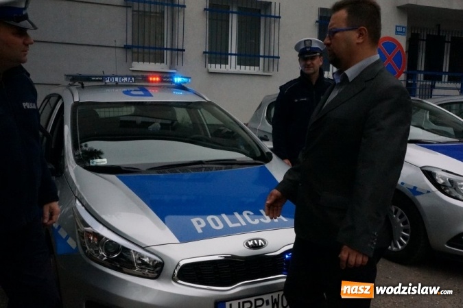 Zdjęcie w galerii na portalu naszwodzislaw.com: Sześć nowych radiowoz&oacute;w w wodzisławskiej komendzie wiadomości z regionu