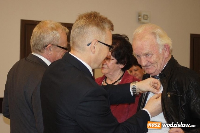 Zdjęcie w galerii na portalu naszwodzislaw.com: 24 pary małżeńskie z Mszany świętowały Złote i Diamentowe Gody wiadomości z regionu